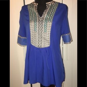 Blue tunic top